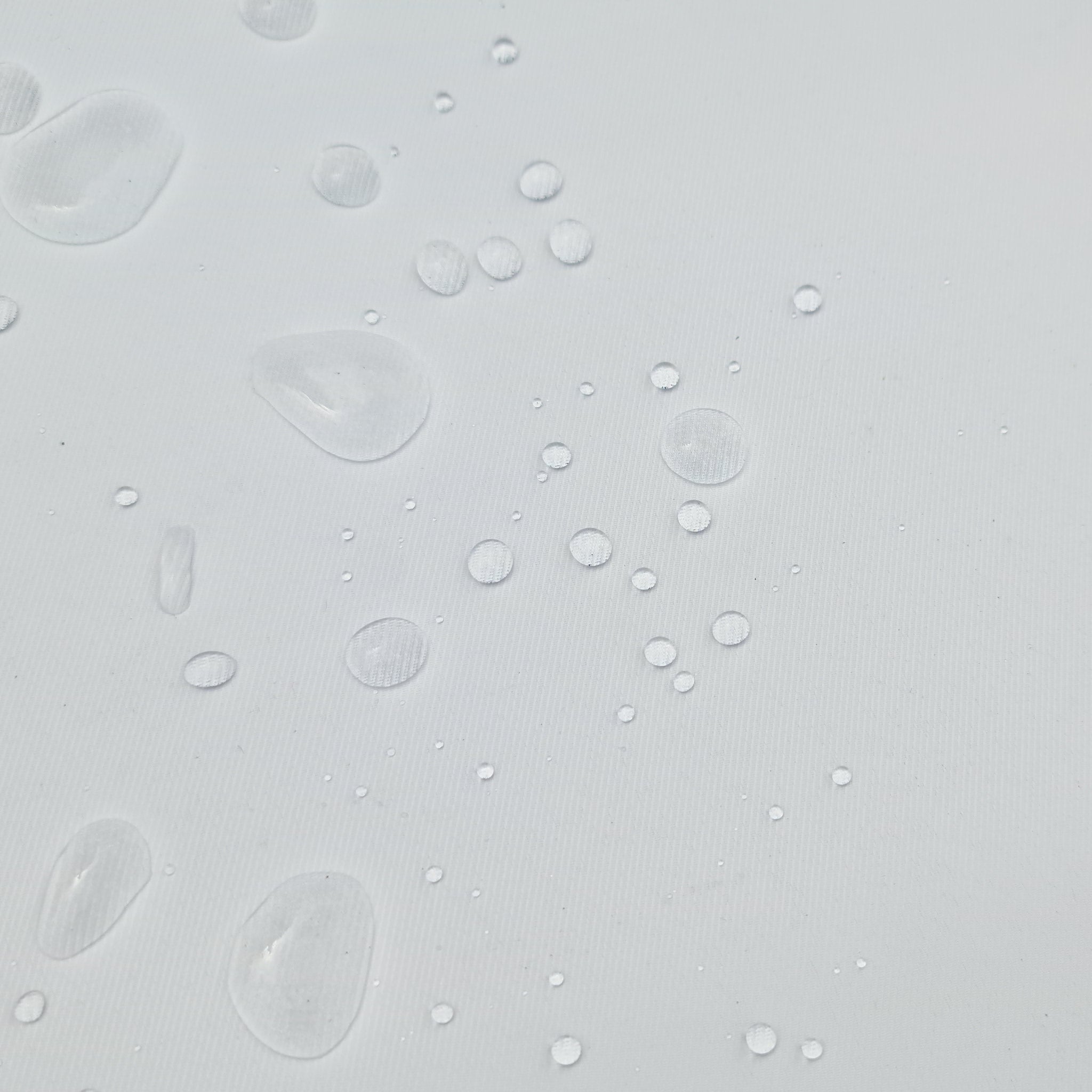 Sillón inflable blanco con tela impermeable