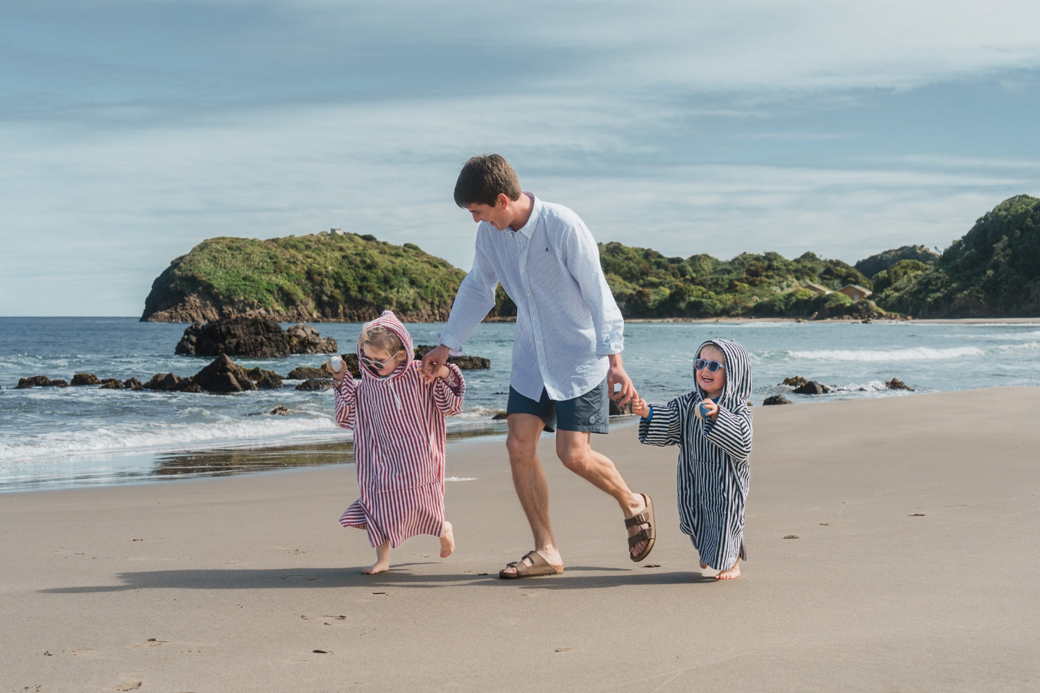 poncho de toalla para niños con mangas