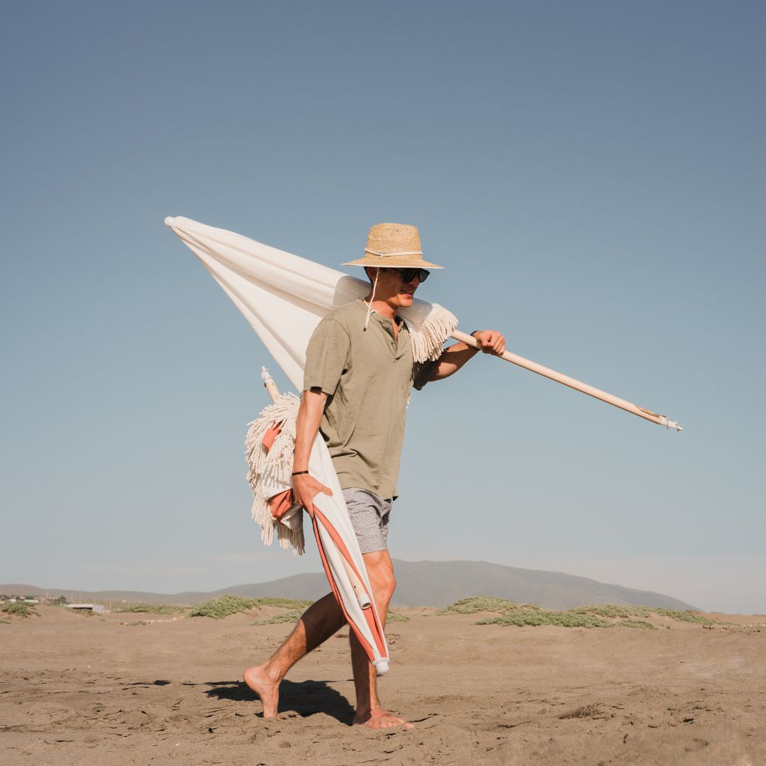 sombrero de playa rafia